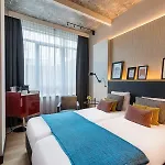 Postillion Wtc 4*