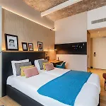 Postillion Wtc 4*