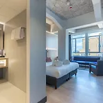 Postillion Wtc Hotel 4*