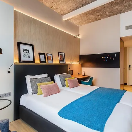 Postillion Wtc Hotel