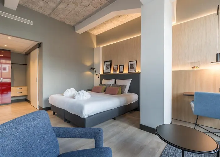 Postillion Wtc Hotel