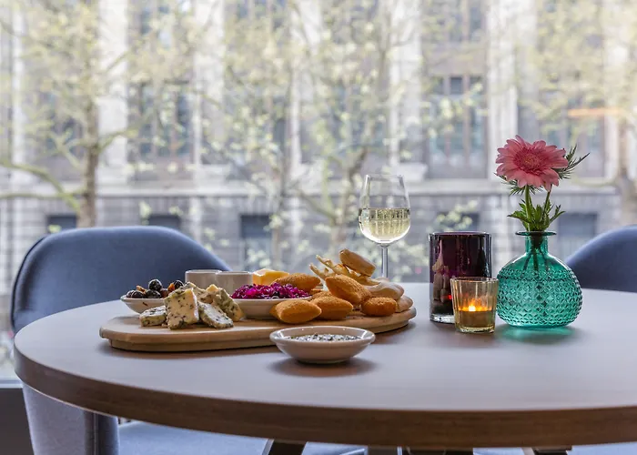 Otel Postillion Wtc 4*